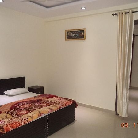 Hotel Laxmi Palace Rishikesh Exterior photo