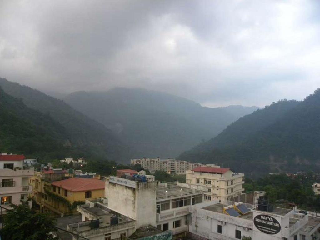 Hotel Laxmi Palace Rishikesh Room photo